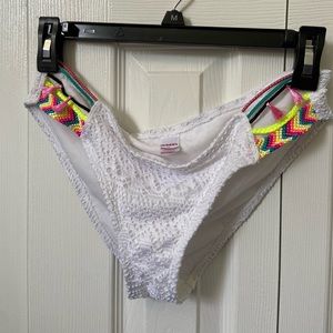 NWOT White lace bikini bottom